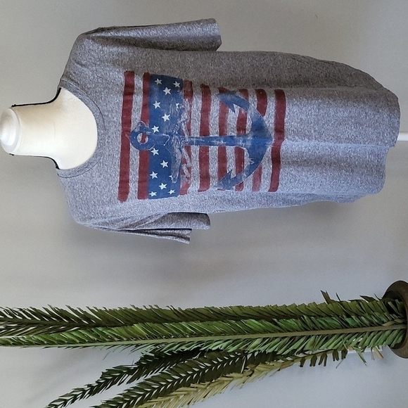 Sonoma Heather Gray Tee with Nautical and Patriotic Graphics - Picture 1 of 9